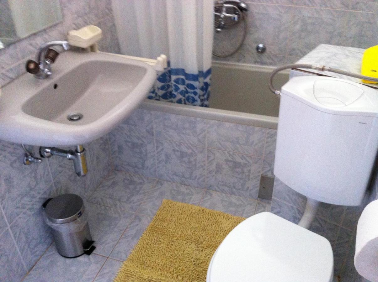 Casa Blanka Apartman Novi Vinodolski Kültér fotó